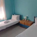 Ваканционна къща By The Sea Dome *