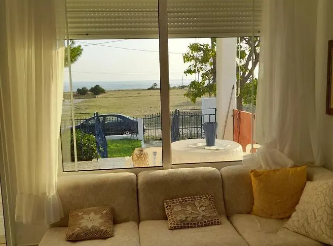 By The Sea Dome Marónia